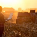 Como software agrícola auxilia a gestão do agronegócio?